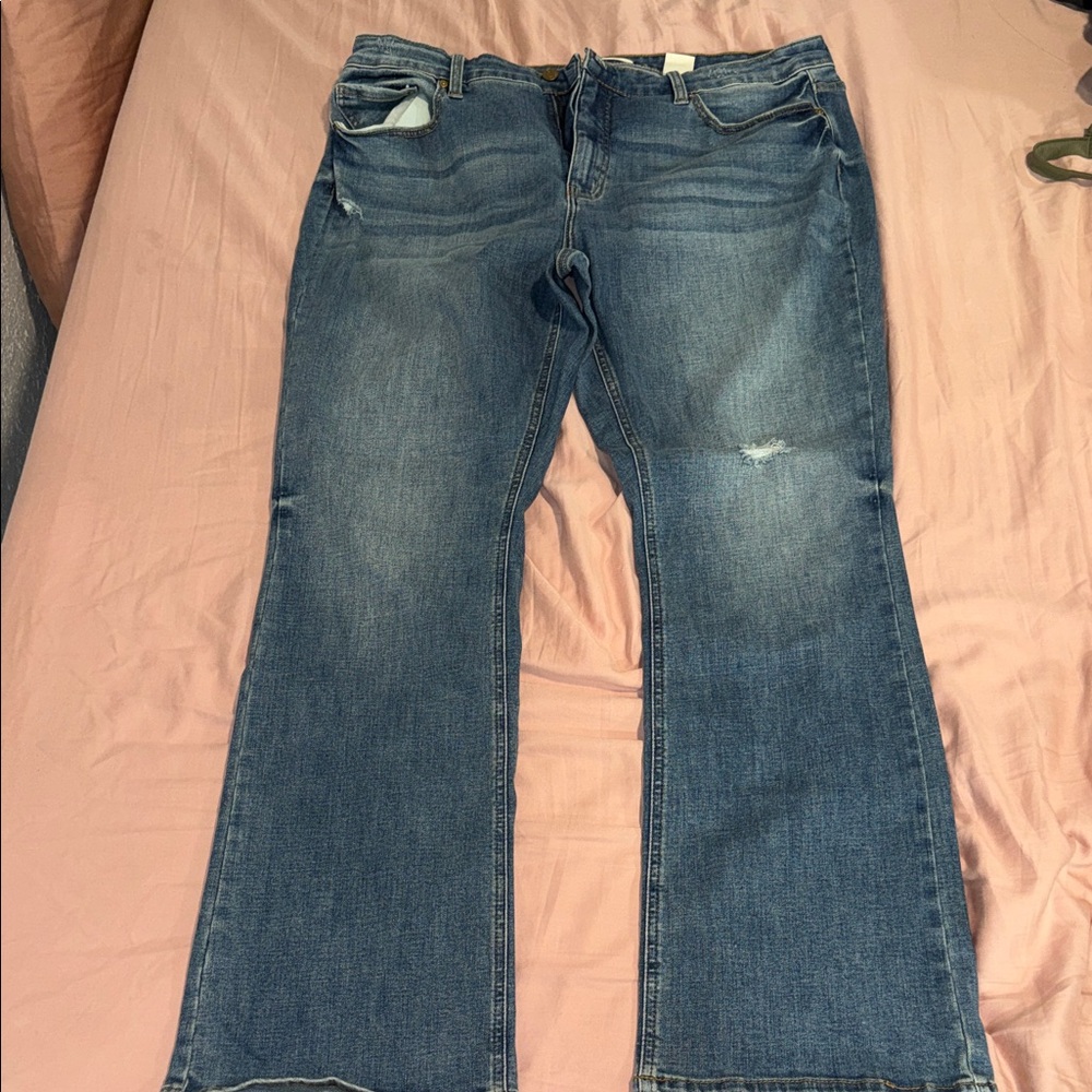 Eunina Flare Jeans in Classic Blue